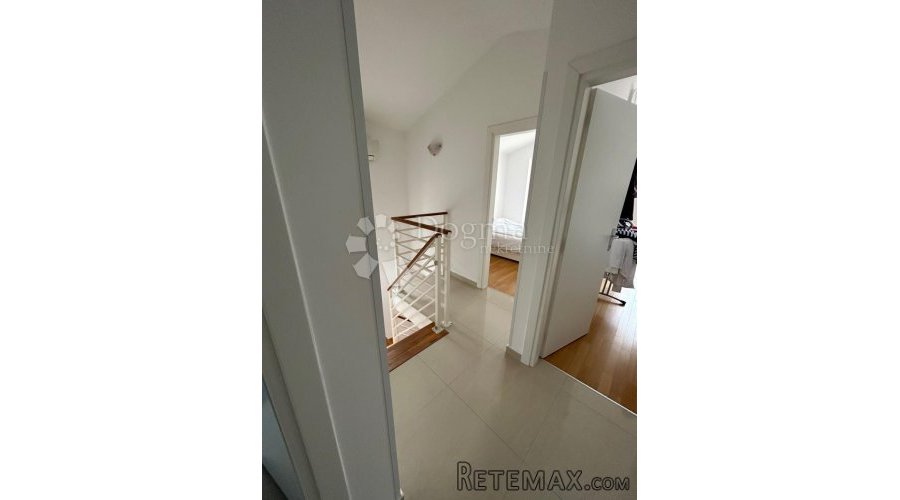 Dvoetažni apartman u mirnom okružju - 6