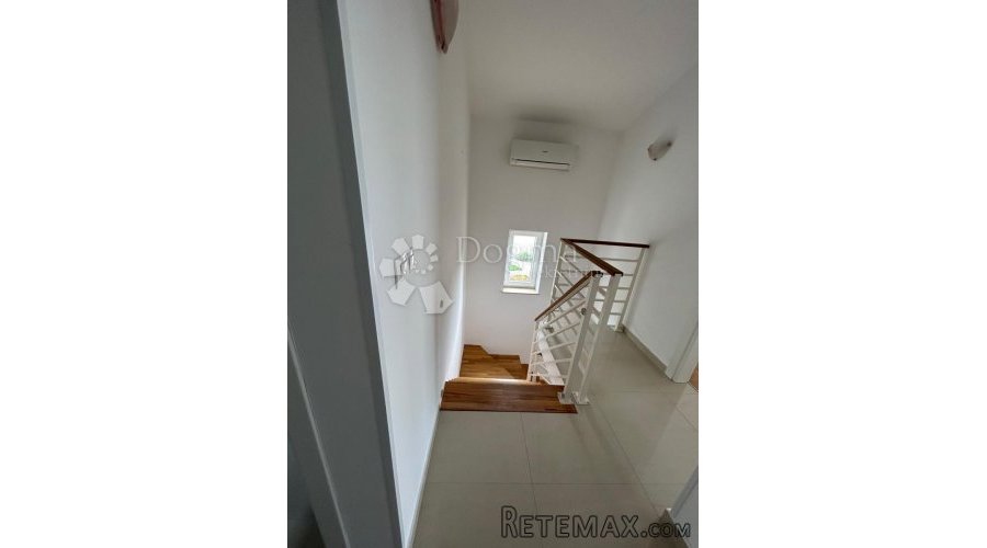 Dvoetažni apartman u mirnom okružju - 8