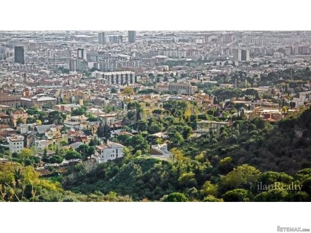 Enjoy your holidays in Barcelona..
