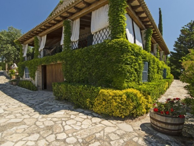 Natural Stone Country House With Great.. - 2