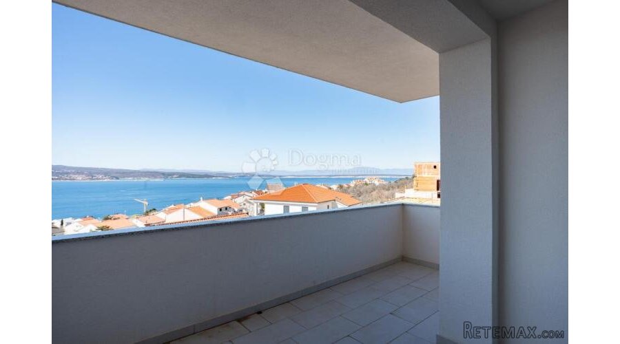 Prekrasan veliki apartman u blizini mora