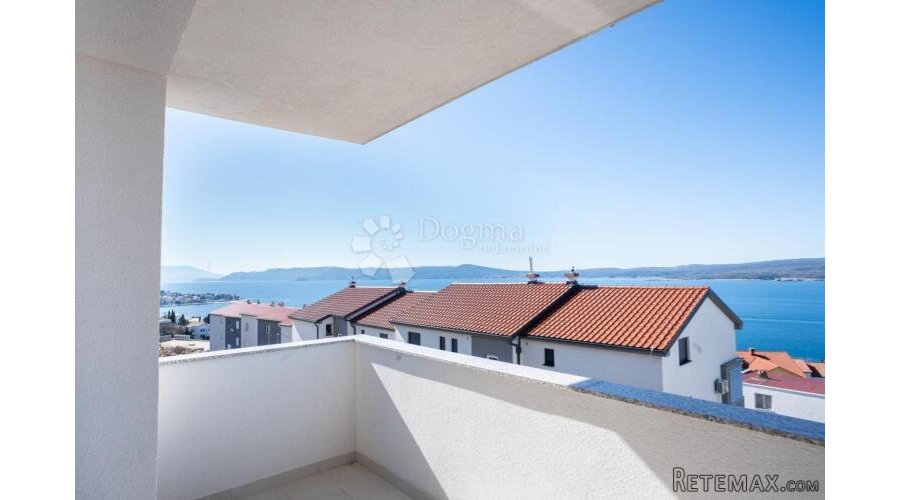 Prekrasan apartman sa pogledom na more