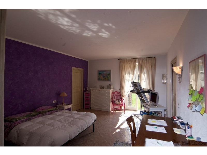 Wonderful Property In Comignago - 2