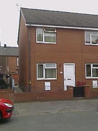 2 bedroom Terraced House to rent in..