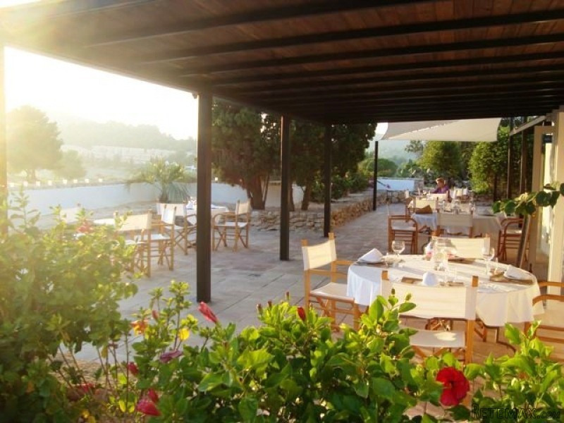 Lovely finca with the possibility of.. - 2