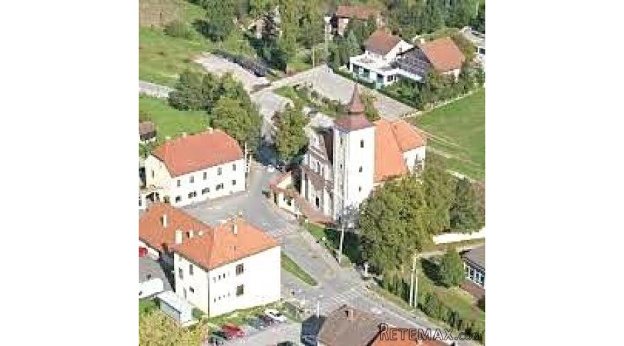 Građevna parcela za obiteljsku vilu na parspektivnoj loakcij - 2
