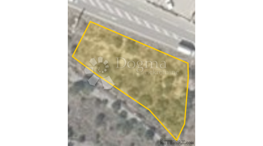 Zemljište u blizini Šibenskog mosta - 2