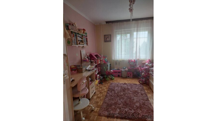 Odlican trosoban stan u Beceju - 3
