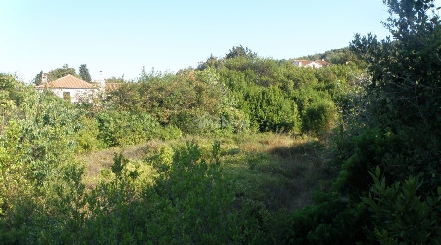 Građevinsko zemljište za vilu ili više stambenih objekata