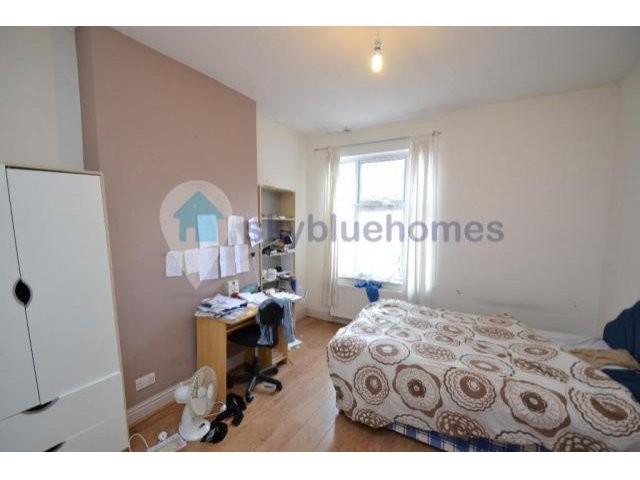 House - STUDENT LET 2015/2016 A fully.. - 2