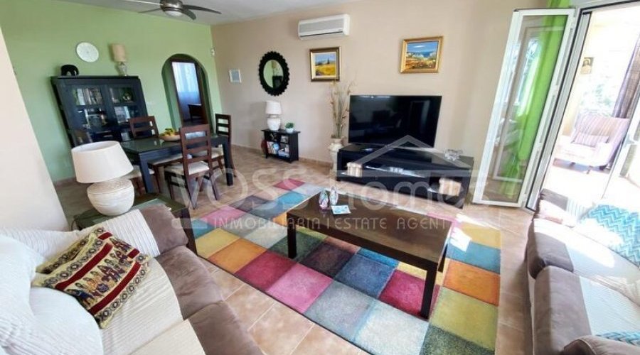 NEW & EXCLUSIVE TO VOSS HOMES - A lovingly presented, 3.. - 10