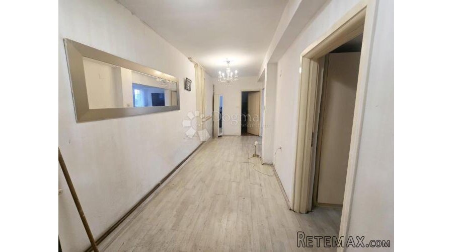 EXLUZIVNO U DOGMI- KUĆA SA DVA STANA