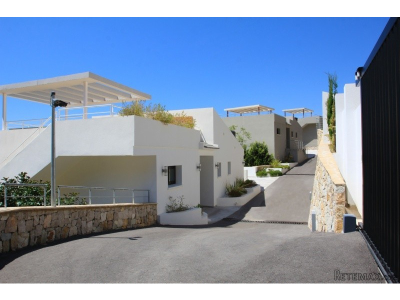 3 bedroom villa