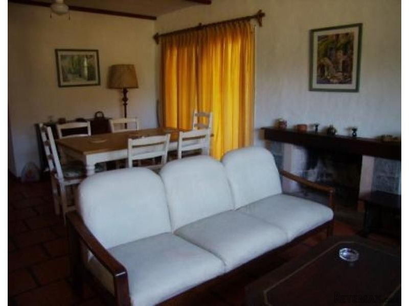 4 Bedroom House - For Rent -.. - 2