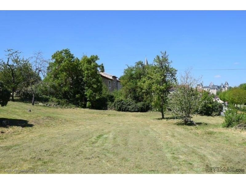 Building Plot of 1578m2 - Verteuil sur..