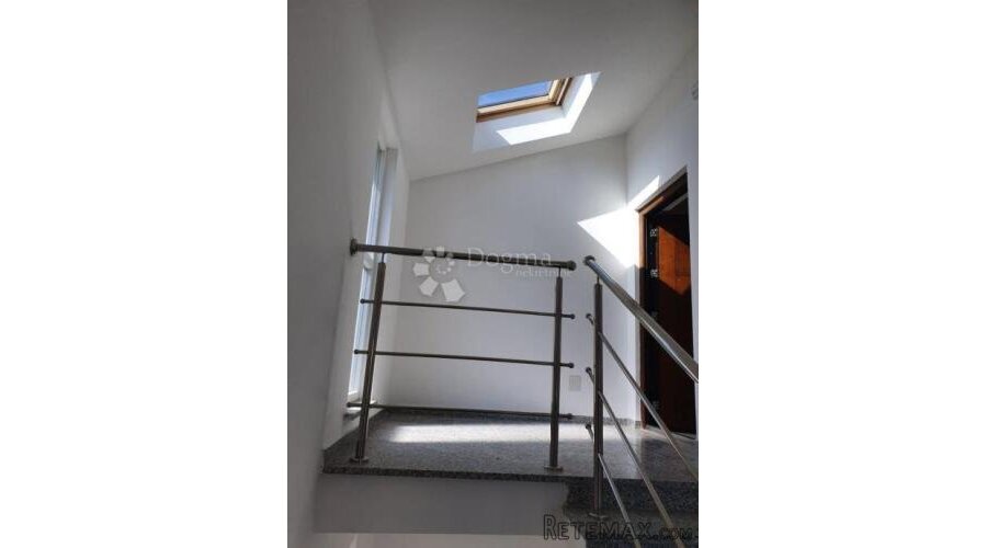 APARTMAN S BAZENOM MALINSKA - 12