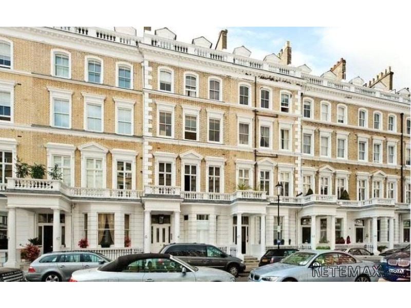 Onslow Gardens