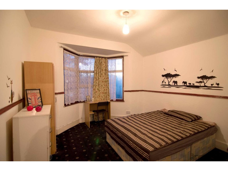 Double room, Zone 3, Leytonstone