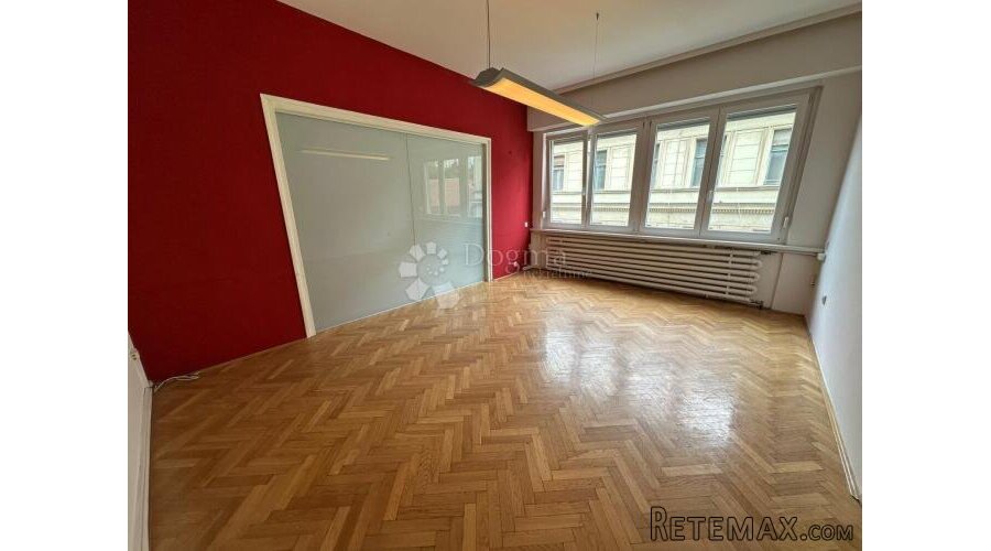 3.5S Stan Strogi Centar - 3