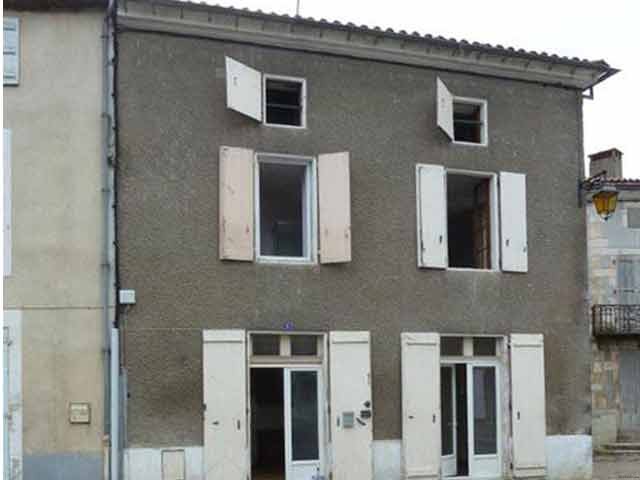 Charente Townhouse On Popular Square, 3..