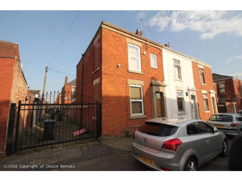 30 St Christophers Rd, Preston