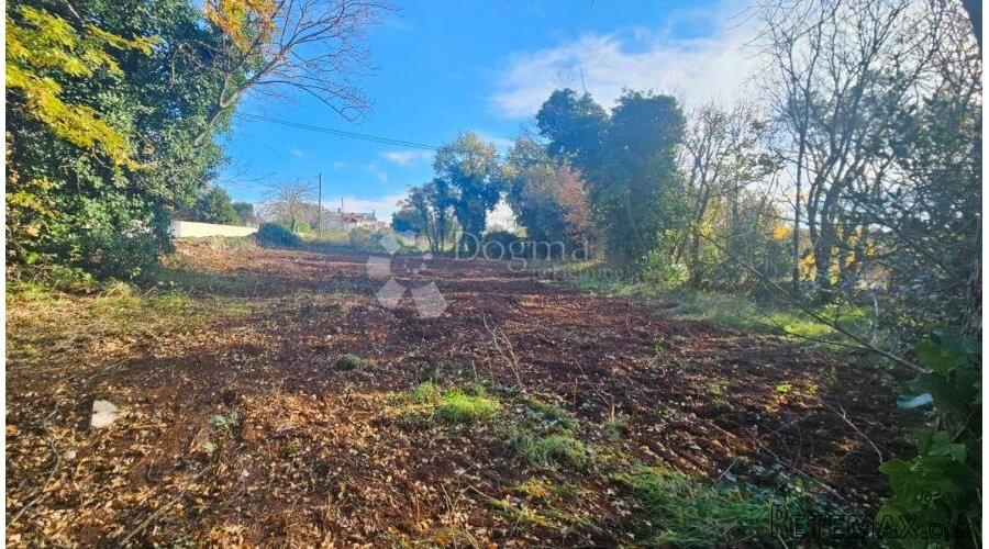 Građevinsko zemljište 2km od mora - 3