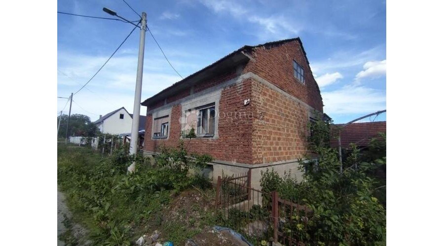 Kuća za adaptaciju s velikom okućnicom-Novi Bošnjani - 2