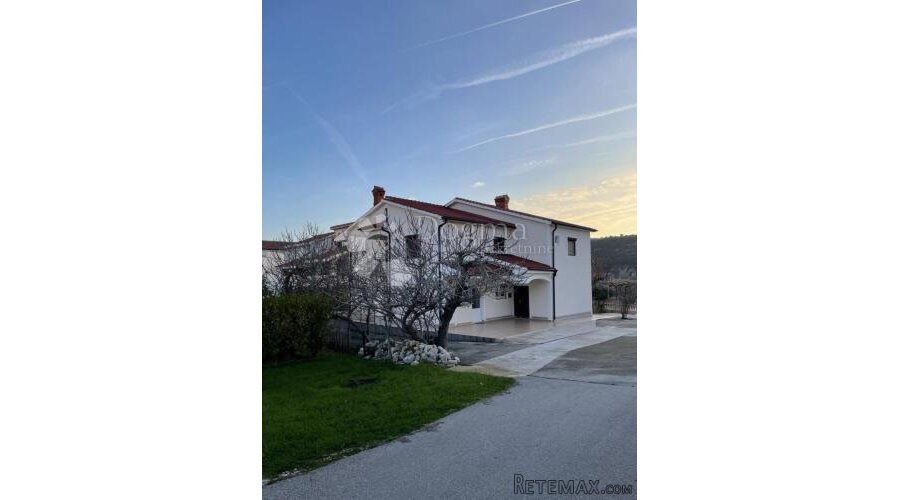 Odlična apartmanska kuća u Loparu - 3