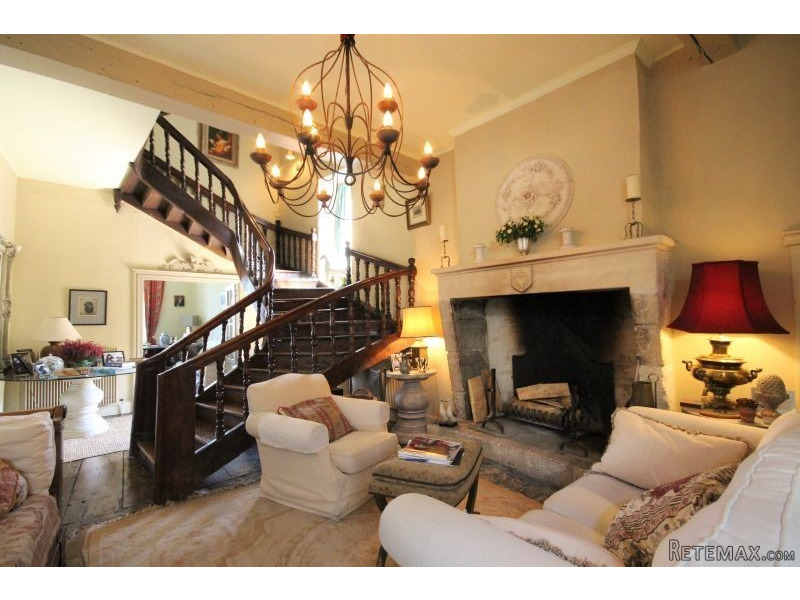 2 beautiful adjoining 14th century.. - 2