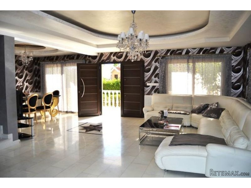 Beautiful 6 bedroom villa with views in.. - 2