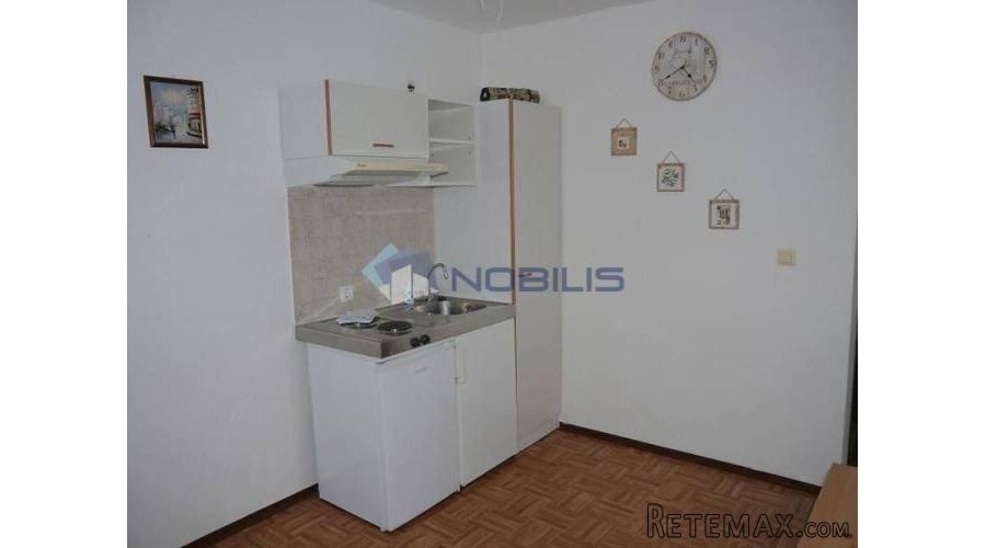 Zadar, Ražanac, villa sa 17 stanova, 1.red - 10