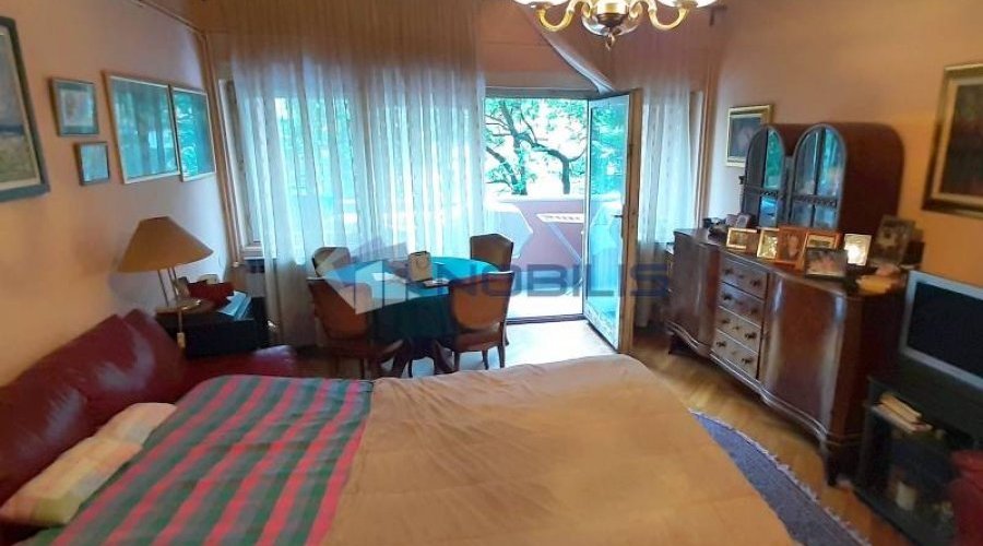 Zagreb, Kvatrić, stan 80m2 u mirnoj ulici