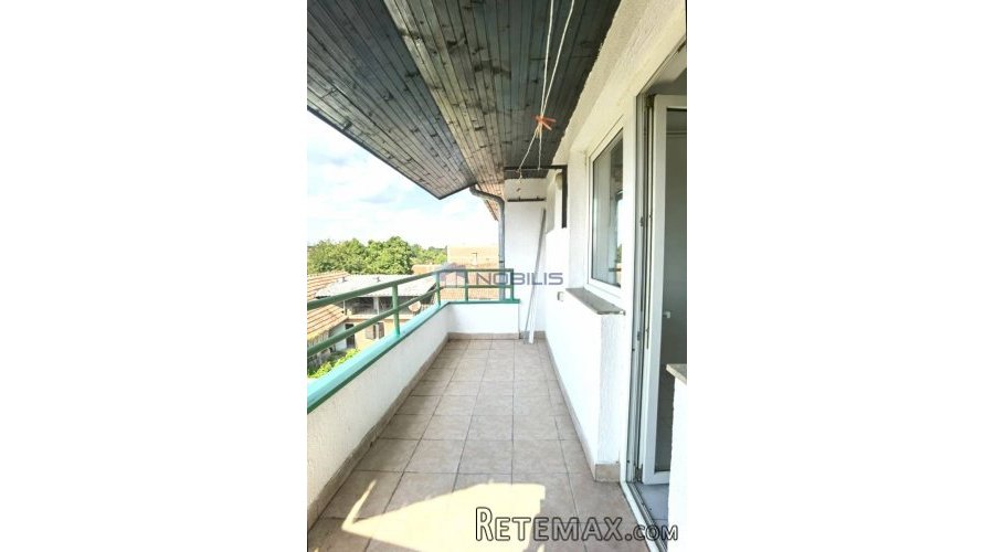 Bjelovar (Centar) 4-sobni stan, 116,75 m2 + 101,33 m2 TAVAN