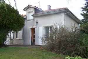 Attractive 5 Bed-Roomed House At Only.. - 2