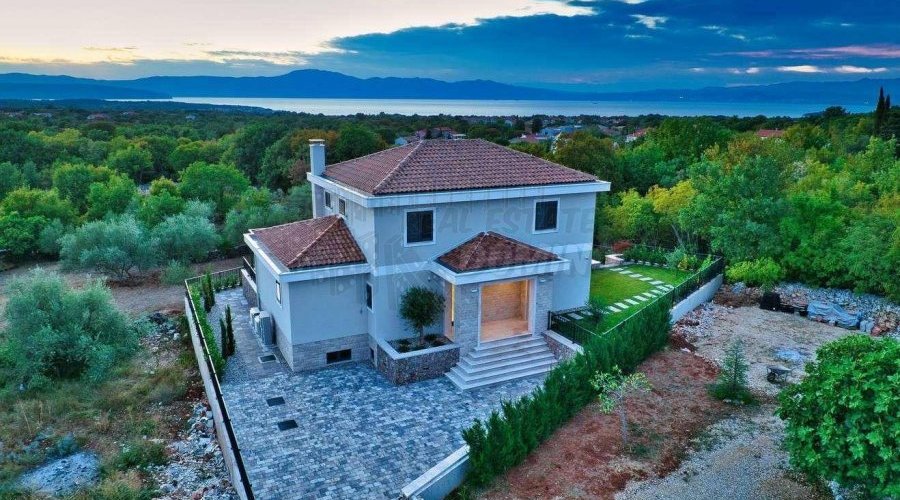 Prekrasna villa! Otok Krk!