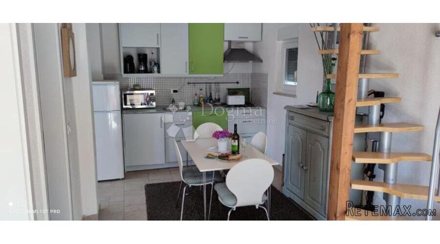 EKSKLUZIVNO! APARTMANSKA VILA U BLIZINI MORA - 3