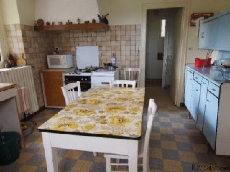 Very pretty detached property with.. - 2