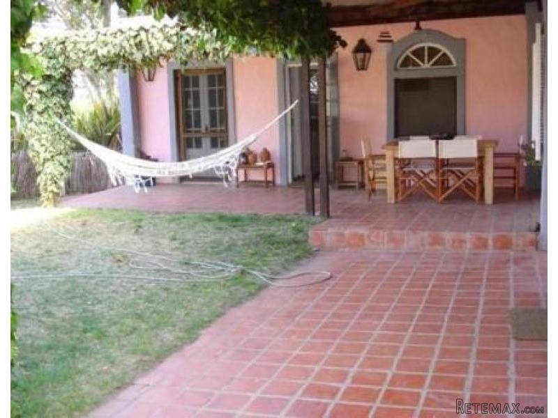 2 Bedroom House - For Rent -..