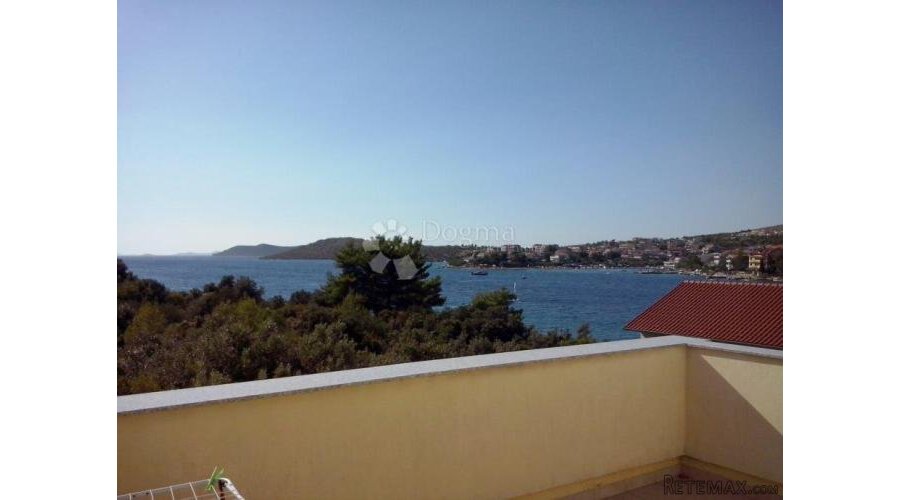 Kuća s Potencijalom na Top Lokaciji