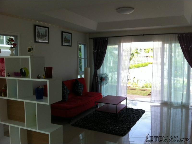 Fine 3 Bedroom Detached House in..