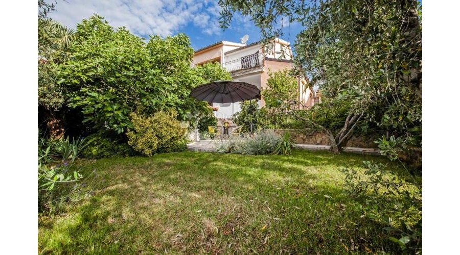 Prekrasna kuća na atraktivnoj lokaciji - 3