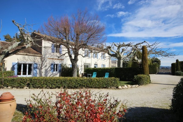 V0950 Pretty rural farmhouse, currently..