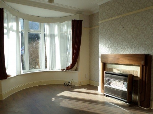 105 Southmere Drive BD7 3NT - 2