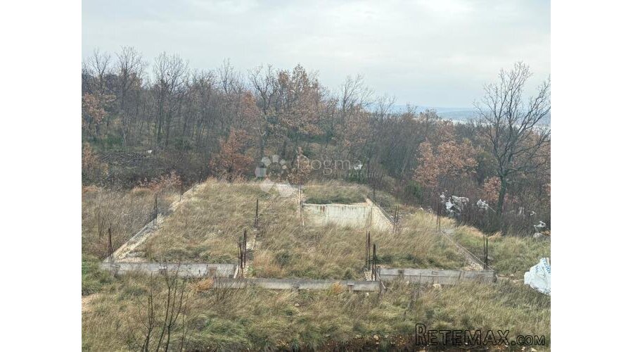 Zemljište s dozvolom i temeljima POGLED MORE