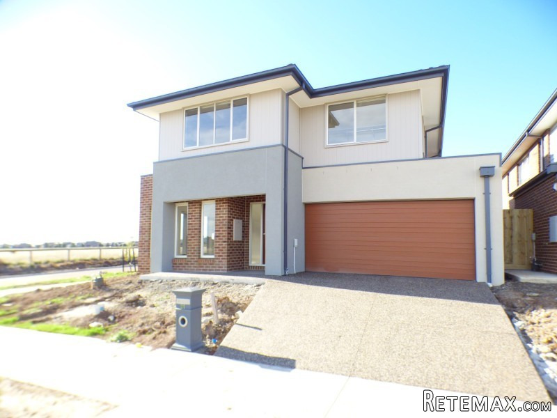 Gorgeous Family Home in Williams..