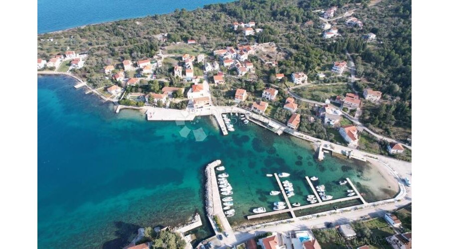 LUKORAN- teren Savršen za Investicije u Turizam i Luksuznu G