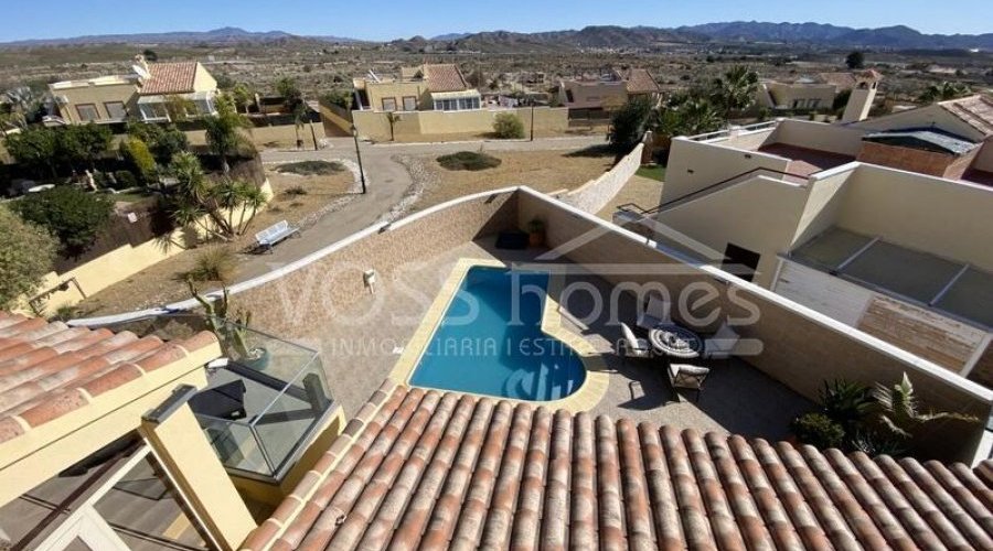 NEW & EXCLUSIVE TO VOSS HOMES - A stunning, recently.. - 4