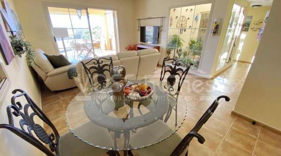 NEW & EXCLUSIVE TO VOSS HOMES - A stunning, recently.. - 7