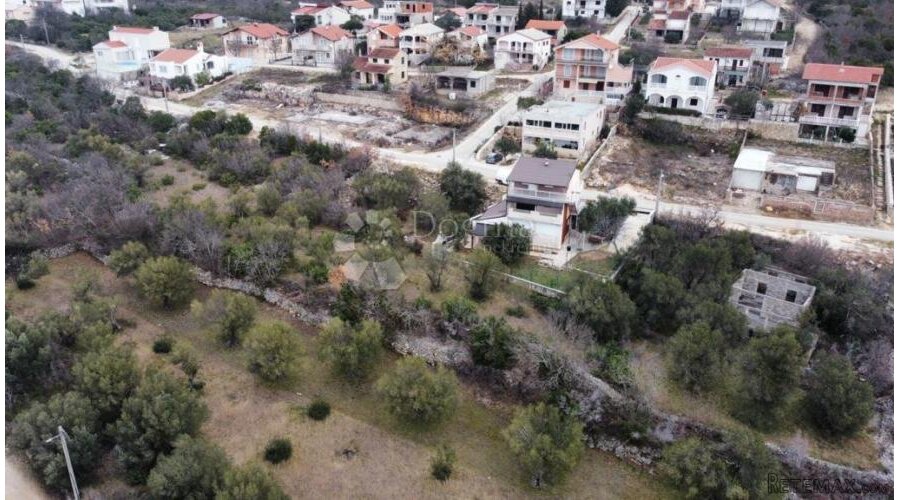 MASLENICA - GRAĐEVINSKO ZEMLJIŠTE 2401m2 - 3
