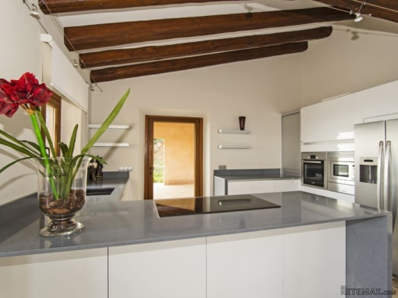 Country House In Spectacular Location.. - 2